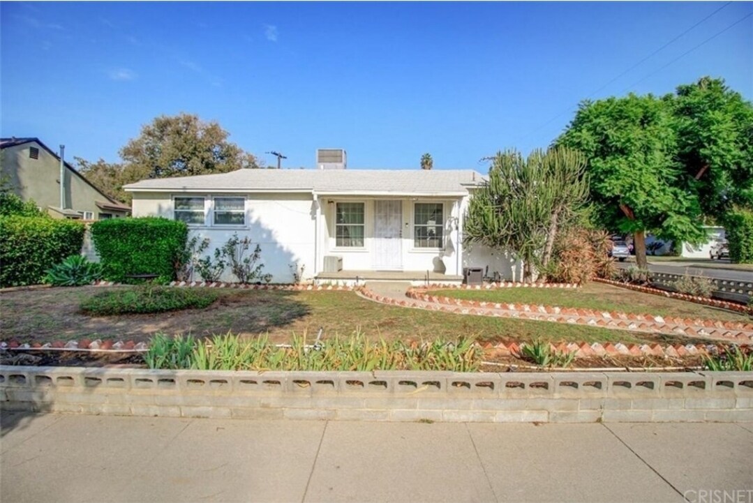 18131 Hatton St, Reseda, CA 91335 House Rental in Reseda, CA