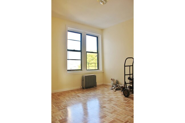 Foto del edificio - 27 Lloyd St