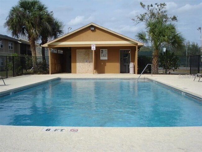 Foto del edificio - 2433 Barley Club Dr