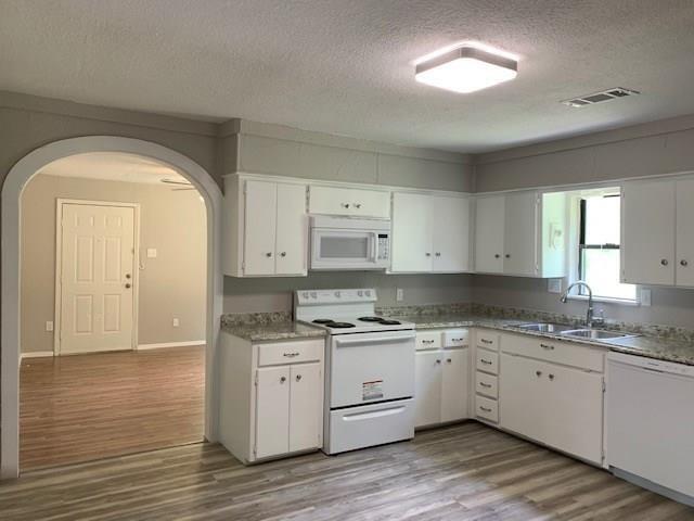 Foto del edificio - 719 E Chestnut St