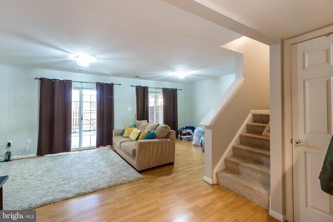Building Photo - 47333 Blackwater Falls Terrace