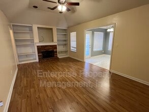 Building Photo - 1421 Radley Cove