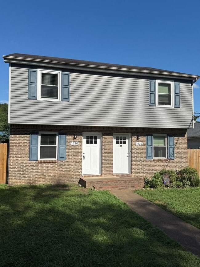 East Ridge Townhome - East Ridge Townhome