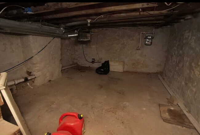 Foto del edificio - 4940 Baynton St