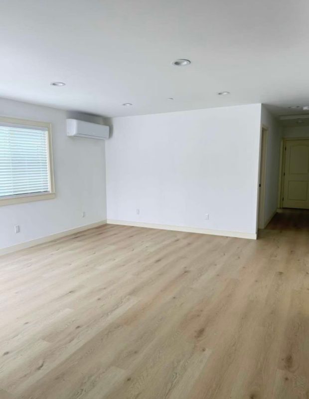 Foto del edificio - 3221 Evelyn Ave