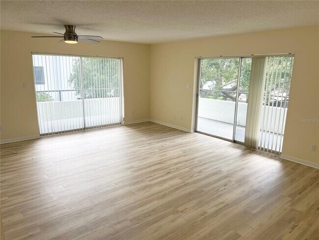 Foto del edificio - 2583 Countryside Blvd
