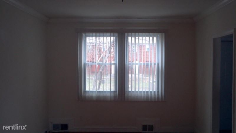 Building Photo - 1 br, 1 bath Townhome - 3907 Fairview Ave