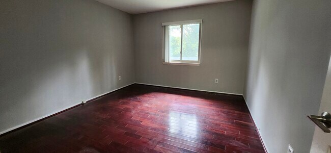Foto del edificio - 3602 Old Creek Rd