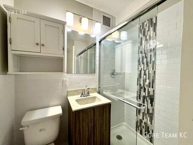 Building Photo - 209 Emanuel Cleaver II Blvd.