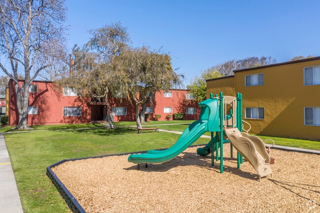 Playground - Vistan Apartments