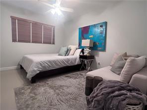 Foto del edificio - 8568 NW 8th St