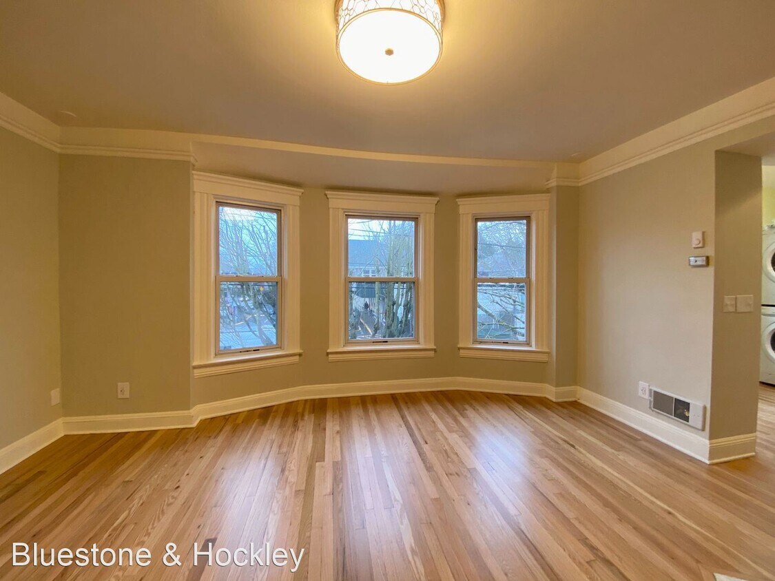 Foto principal - 2 br, 2 bath House - 3003 SE Belmont