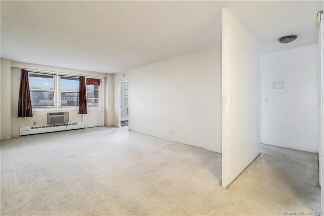 Foto del edificio - 444 Bedford St