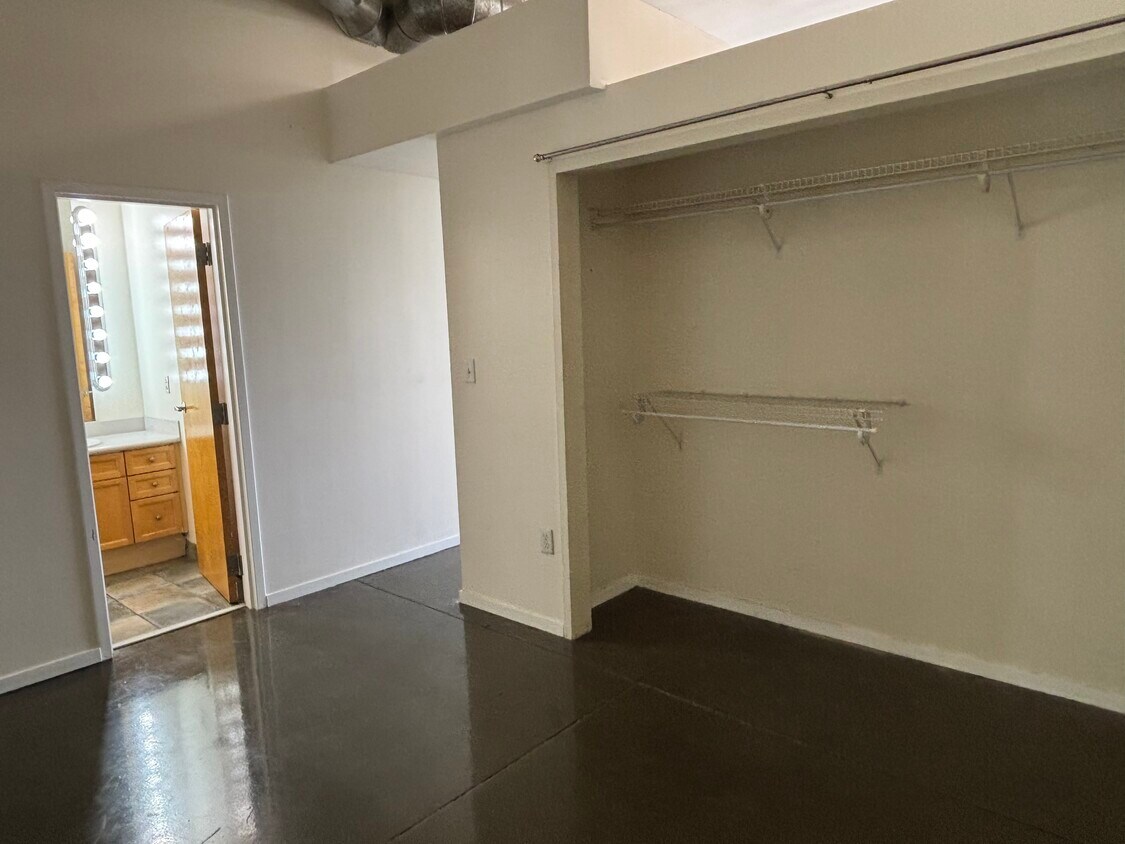 Foto principal - 376 Nelson St SW