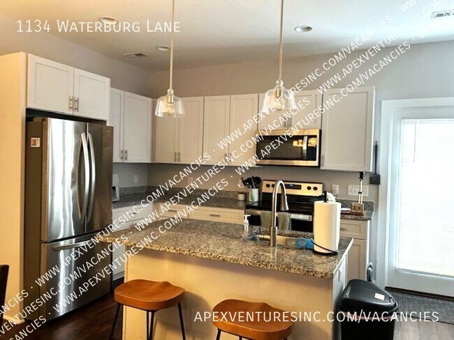 Foto del edificio - 1134 Waterburg Ln