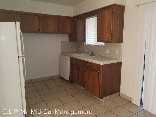 Building Photo - 2009-2011 S COUNTY Ctr