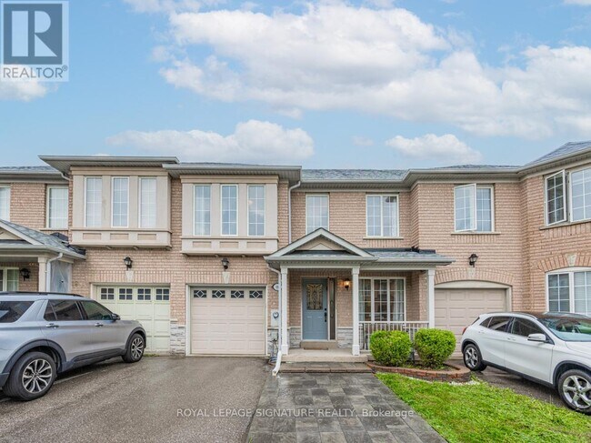 Building Photo - 118 Nahanni Dr