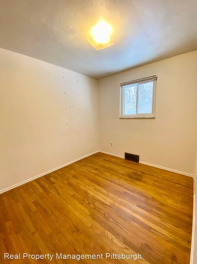 Building Photo - 3 br, 1 bath House - 181 Johnston Rd