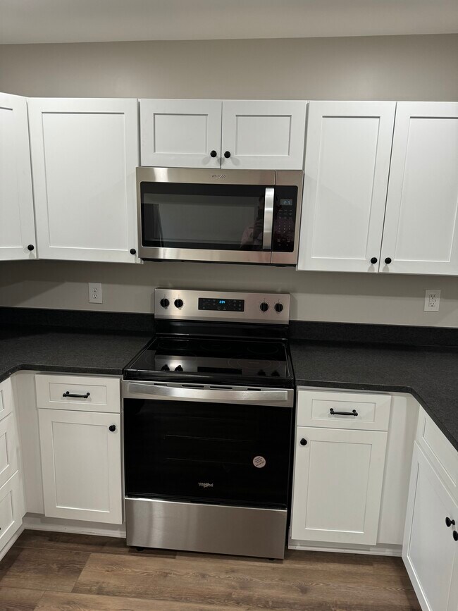 Foto del edificio - 4389 Old Summerville Rd