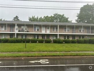 Building Photo - 787 E Wilbeth Rd