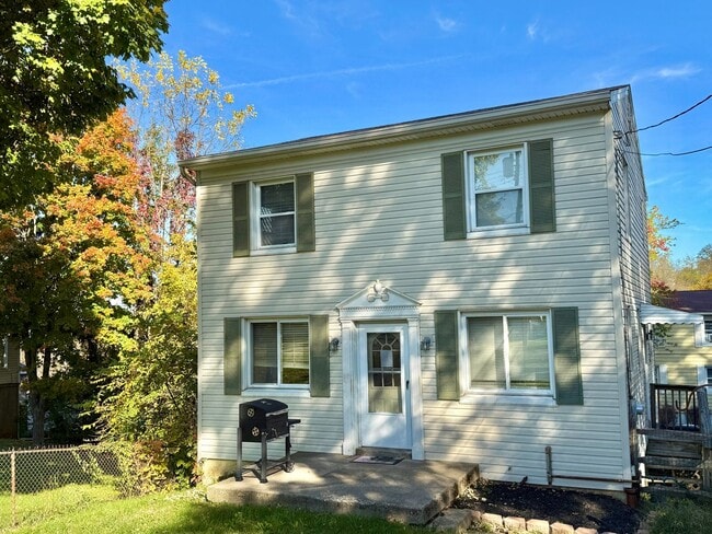 Building Photo - 6210 Berauer Rd