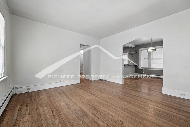Foto del edificio - Bungalow in Wash Park with Washer/Dryer an...