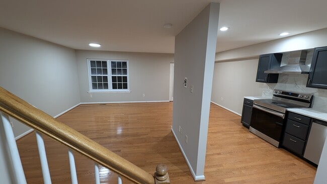 Building Photo - 1070 Millcreek Rd