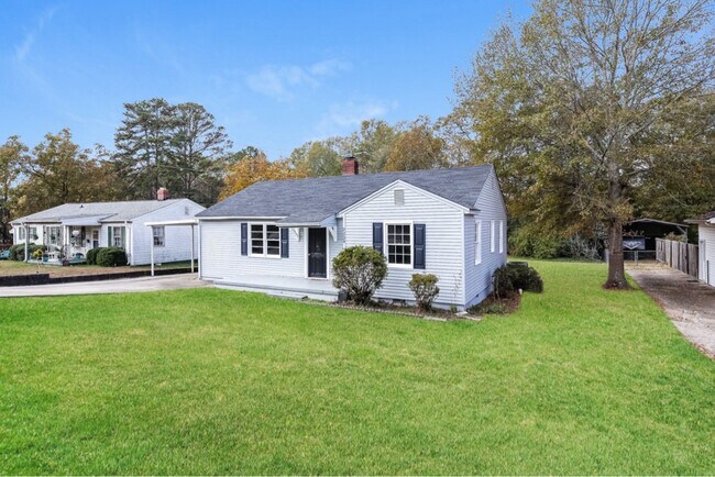 Foto del edificio - 2229 Ridgewood Ave