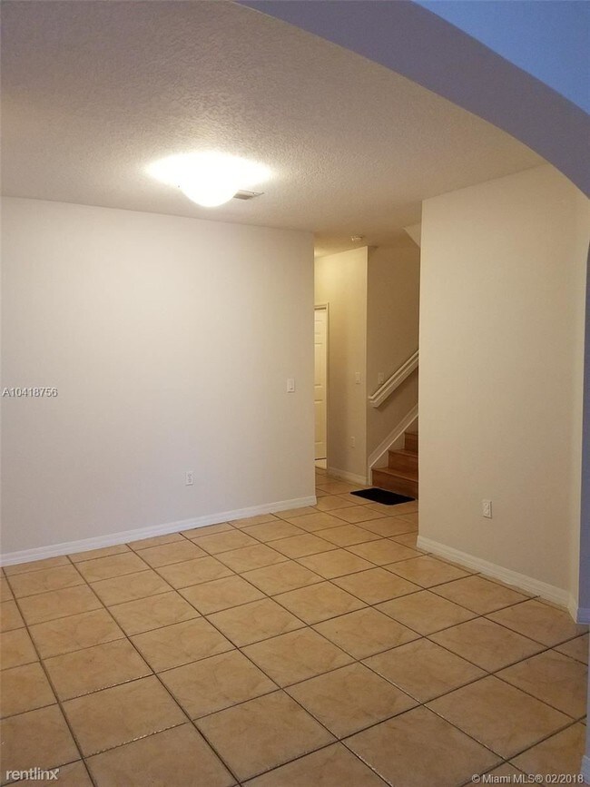Foto del edificio - 8325 NW 142nd St
