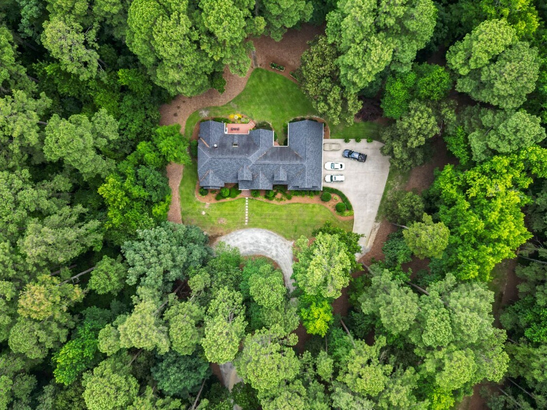 Foto principal - 1801 W New Hope Rd