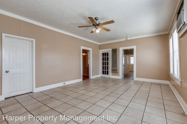 Foto del edificio - 1 br, 1 bath House - 1341 W Mistletoe