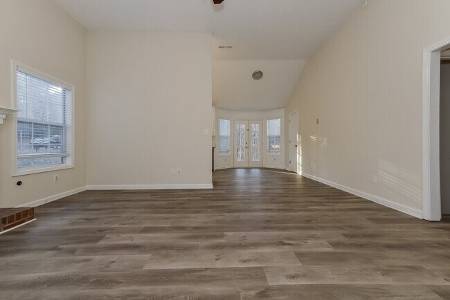 Building Photo - 357 Chase Marion Way