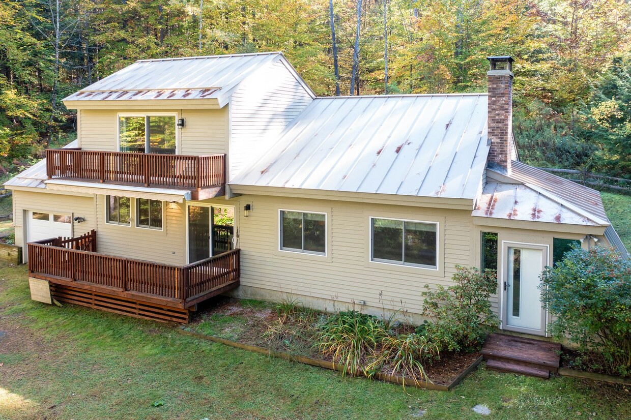 Primary Photo - 2-Bedroom House Quechee, VT