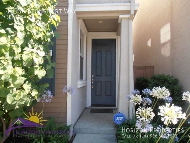 Building Photo - Modern Two-story 3 Bed 2.5 Bath 1,374 sqft...