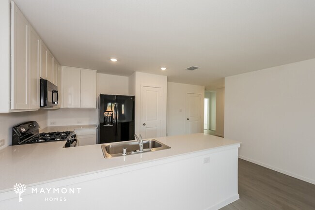 Building Photo - 11309 Rodeo Dr