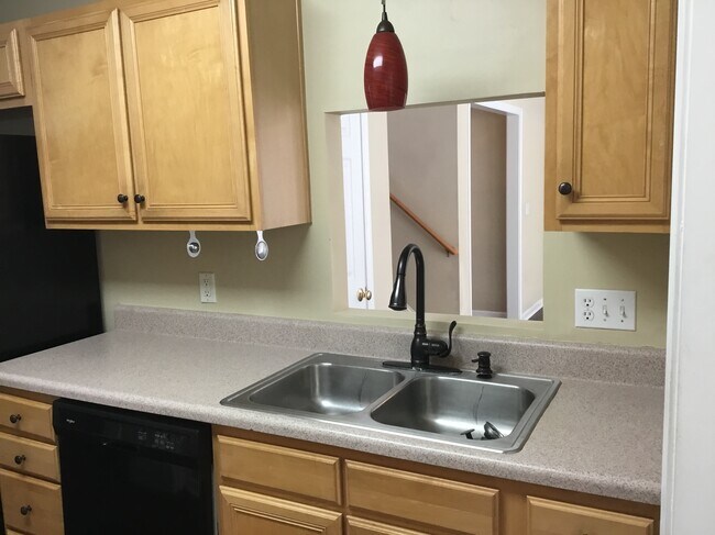 Building Photo - 6032 Evans Mill Rd