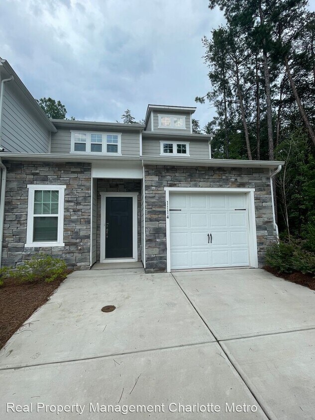 Primary Photo - 3 br, 2.5 bath House - 1114 Streamside Lane