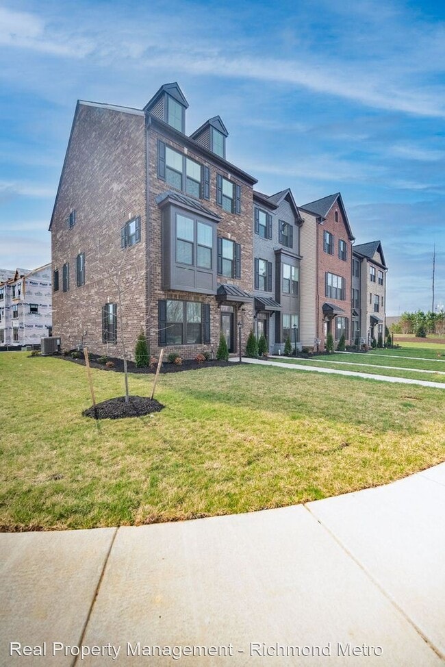 Building Photo - 4 br, 3.5 bath House - 14101 Millpointe Road