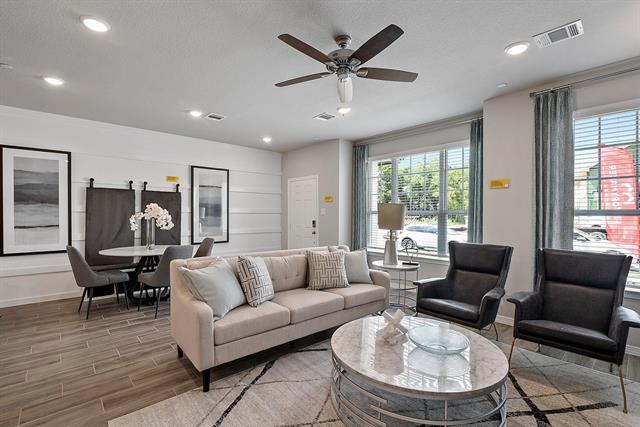 Foto del edificio - 2852 Baneberry Ln