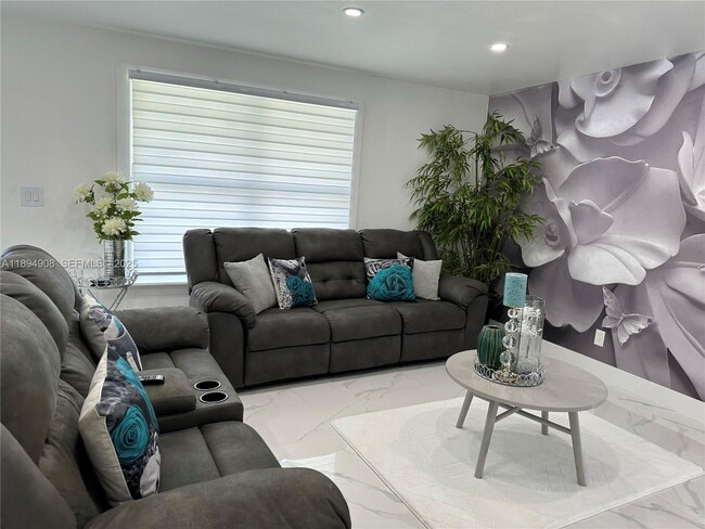 Foto del edificio - 4531 SW 42nd Terrace