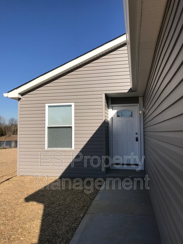 Building Photo - 5412 Pommel Ct