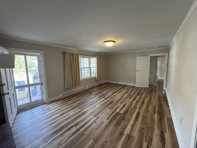 Foto del edificio - 408 E Simmons Ave