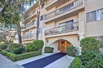 Foto del edificio - 5400 Lindley Ave