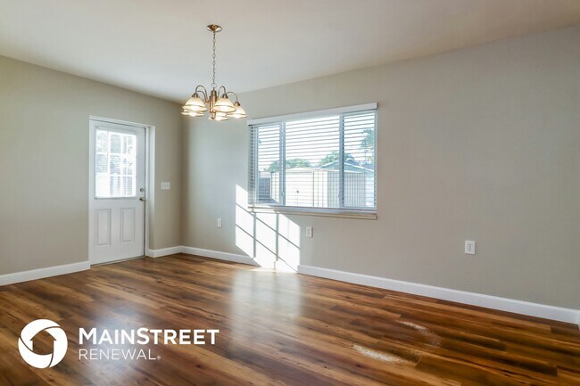Foto del edificio - 121 Sunlit Cove Dr NE