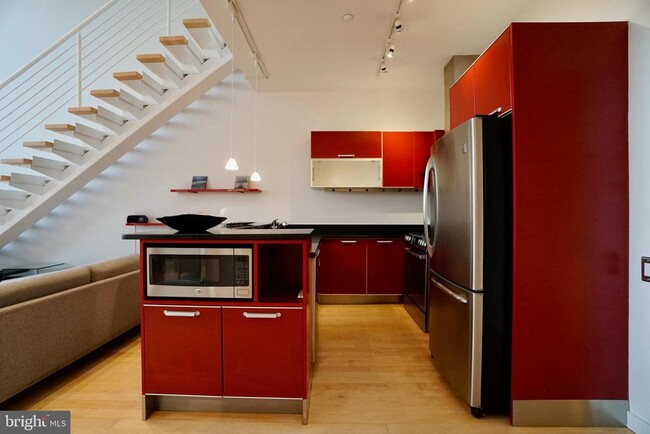 Building Photo - 2410 17th St NW