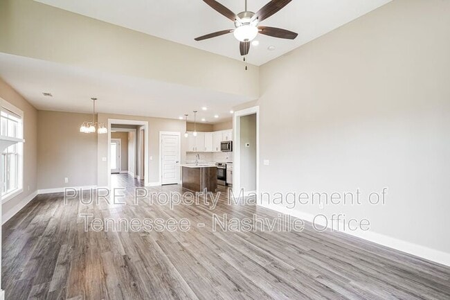 Building Photo - 105 Weller Ln