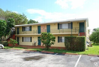 Building Photo - 801 Lighthouse Dr