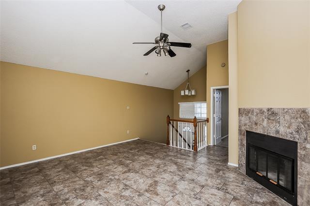Foto del edificio - 764 Meadowcreek Ct