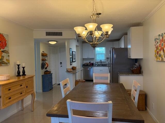 Foto del edificio - 740 E Ocean Ave