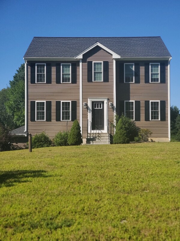 7 Shamrock Ln, Lakeville, MA 02347 House Rental in Lakeville, MA